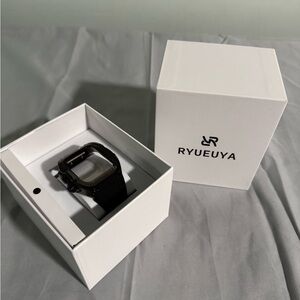 Ryueuya Black Smartwatch